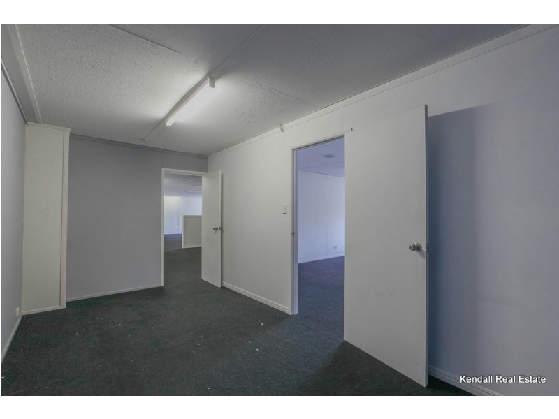 unit 1B / 131 Old Pacific Hwy, Oxenford QLD 4210