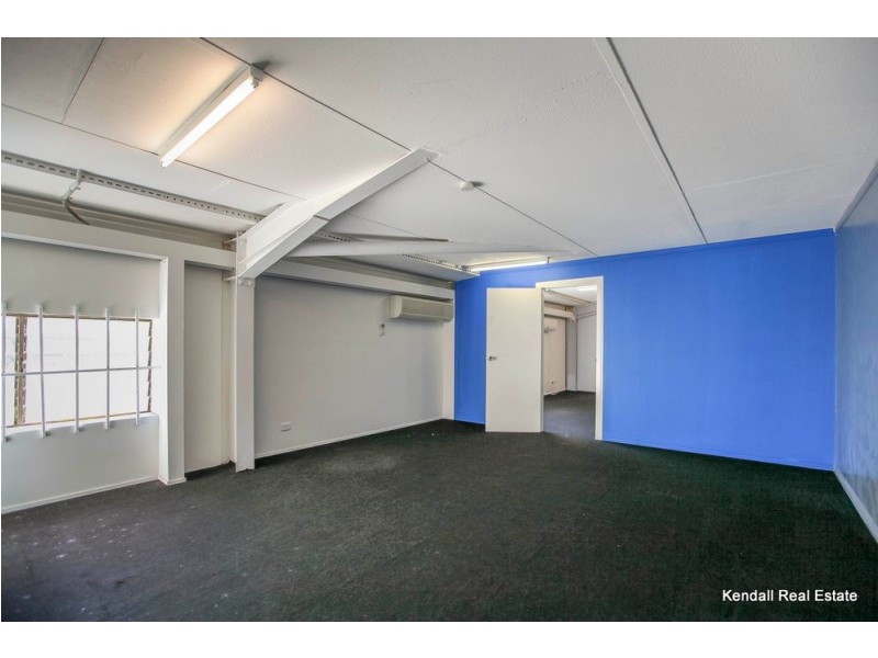 unit 1B / 131 Old Pacific Hwy, Oxenford QLD 4210