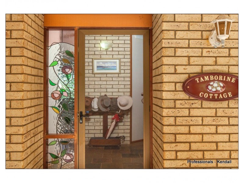 472 Main Western Road, Tamborine Mountain QLD 4272