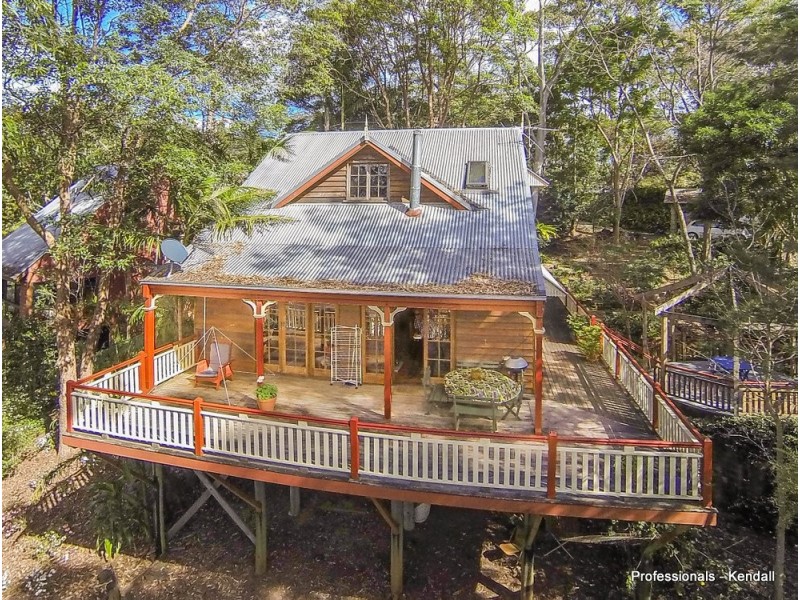123 Contour Road, Eagle Heights QLD 4271