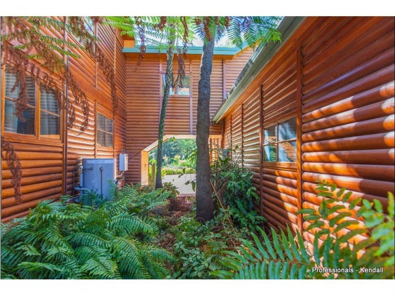 415 Main Western Road, Tamborine Mountain QLD 4272