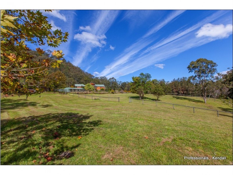 415 Main Western Road, Tamborine Mountain QLD 4272