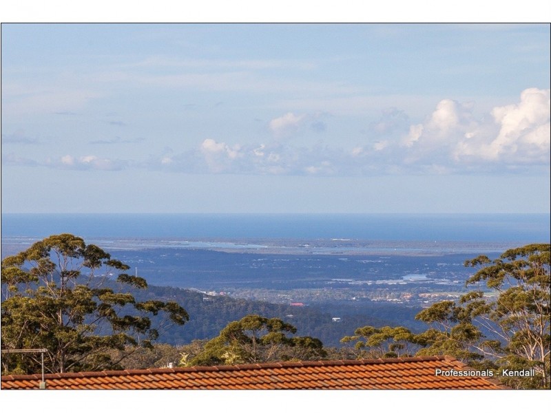 7 Moreton Bay Avenue, Tamborine Mountain QLD 4272