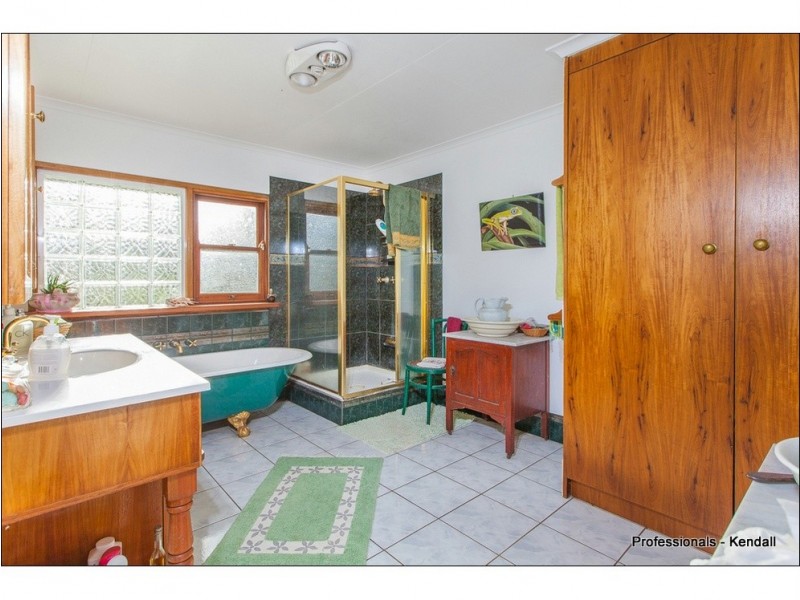 7 Moreton Bay Avenue, Tamborine Mountain QLD 4272