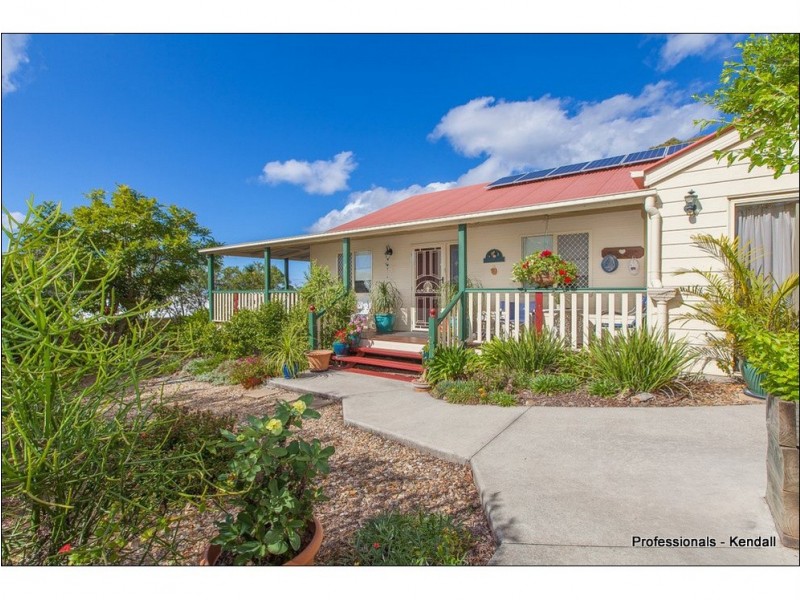 12 Sumatra Court, Tamborine Mountain QLD 4272