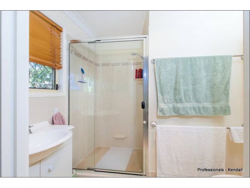 12 Sumatra Court, Tamborine Mountain QLD 4272