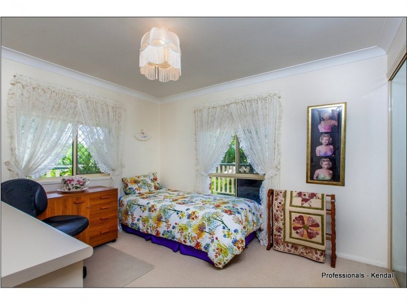 12 Sumatra Court, Tamborine Mountain QLD 4272