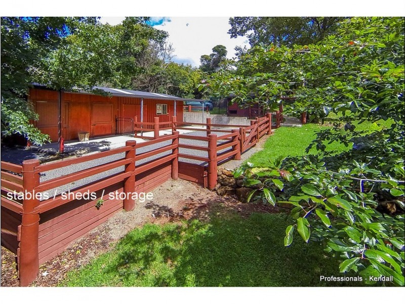 90 Main Western Road, Tamborine Mountain QLD 4272