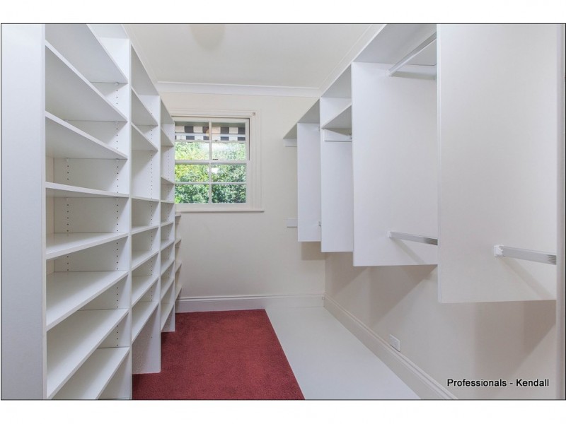 90 Main Western Road, Tamborine Mountain QLD 4272