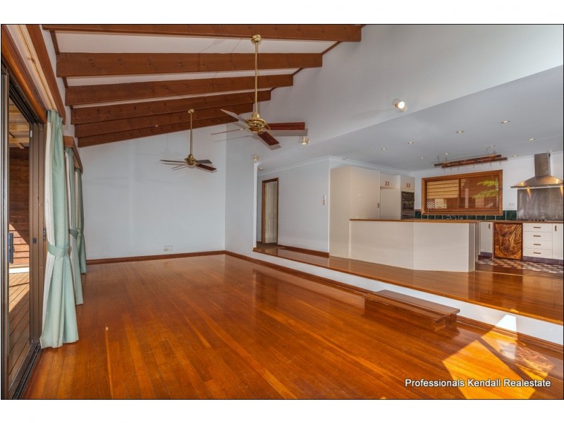 35 Magnetic Drive, Tamborine Mountain QLD 4272