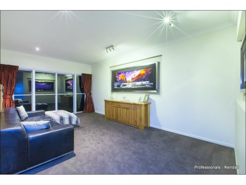 30 St Bernard Street, Tamborine Mountain QLD 4272