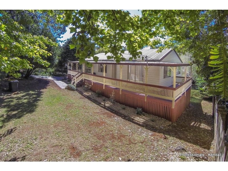 55 MACDONNELL RD, Eagle Heights QLD 4271