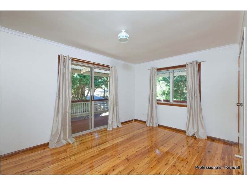 55 MACDONNELL RD, Eagle Heights QLD 4271