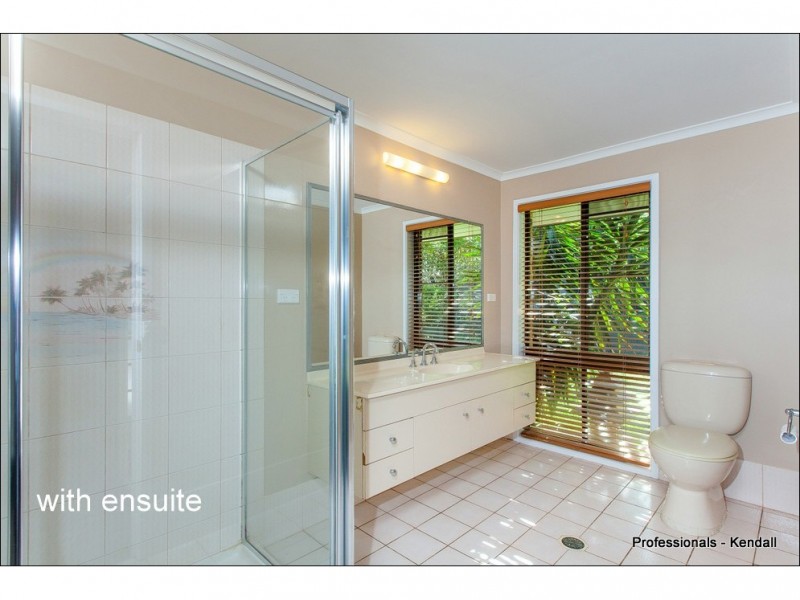 21 Freemont Drive, Tamborine Mountain QLD 4272