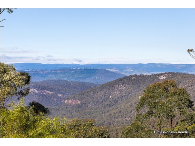 53 Landman Court, Tamborine Mountain QLD 4272