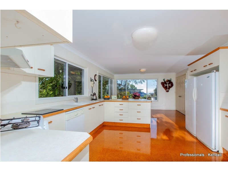 53 Landman Court, Clagiraba QLD 4211