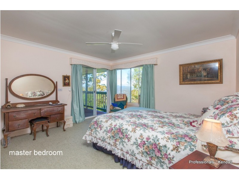 53 Landman Court, Clagiraba QLD 4211