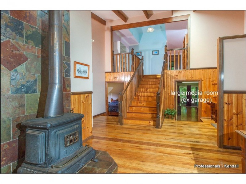 199 Beacon Road, Tamborine Mountain QLD 4272