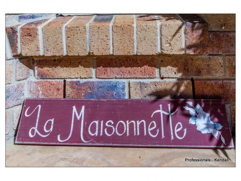 5 Mayon Court, Tamborine Mountain QLD 4272