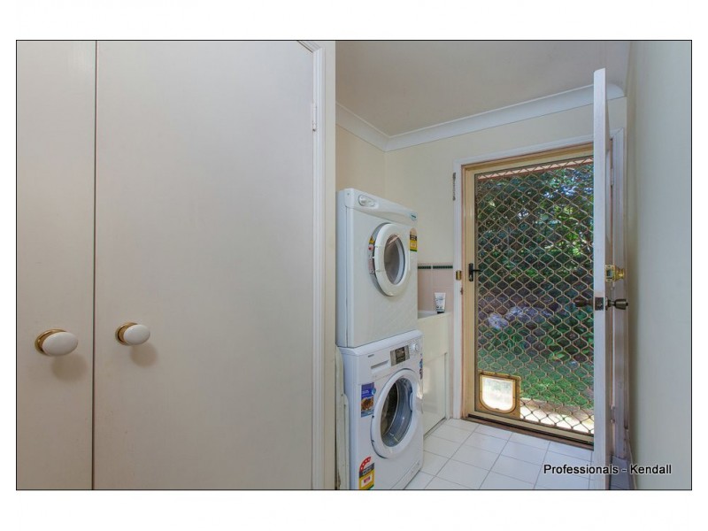 5 Mayon Court, Tamborine Mountain QLD 4272