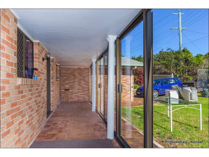 36 Paradise Drive, Eagle Heights QLD 4271