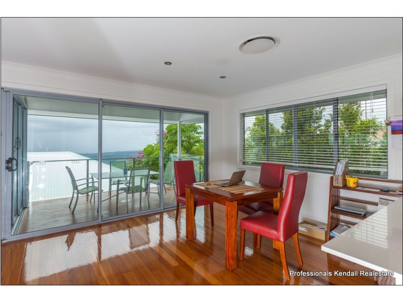 247 (cottage) Guanaba Rd, Tamborine Mountain QLD 4272