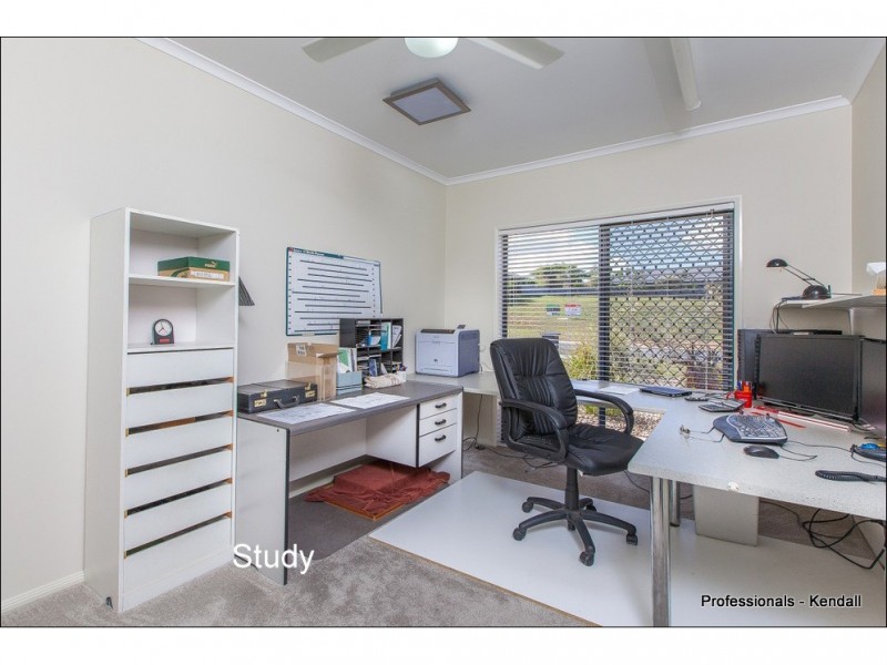 9 Tequesta Drive, Beaudesert QLD 4285