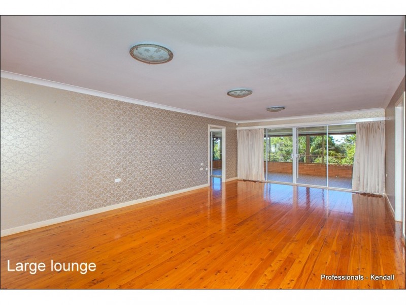 5 Tweed Heads Av, Eagle Heights QLD 4271