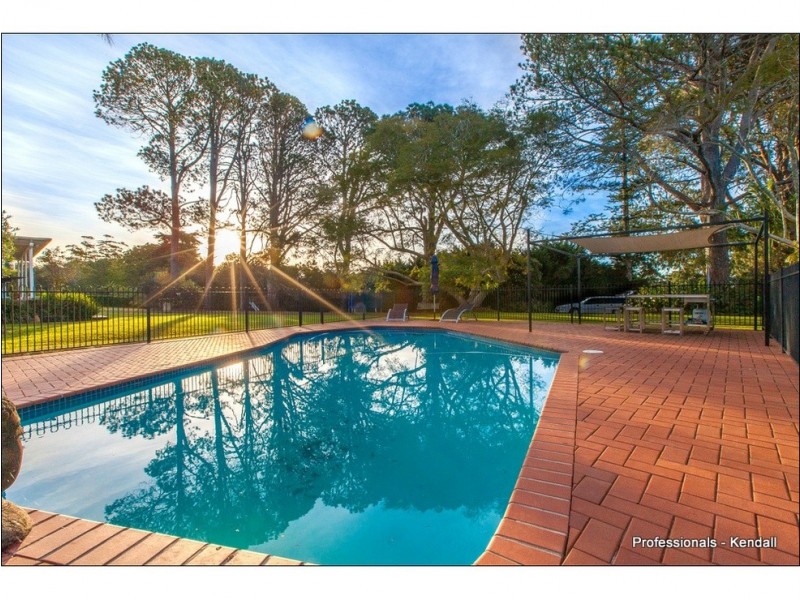 133 Eagle Heights Road, Tamborine Mountain QLD 4272