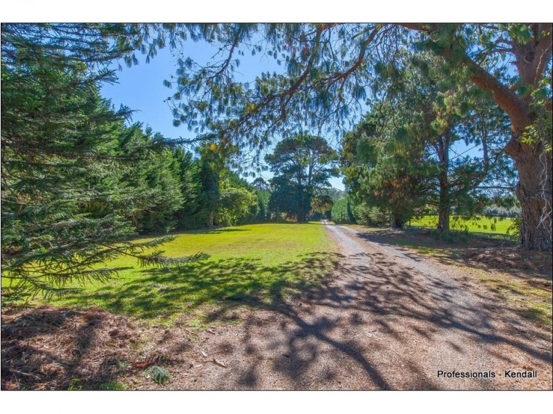 133 Eagle Heights Road, Tamborine Mountain QLD 4272