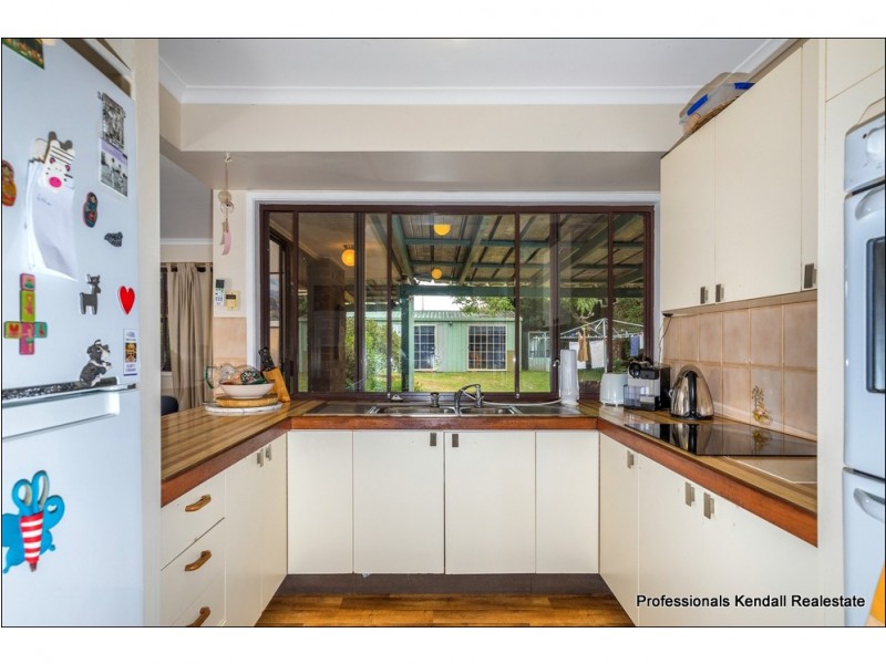 16 Sequoia Drive, North Tamborine QLD 4272