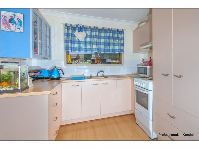 3 Contour Road, Eagle Heights QLD 4271