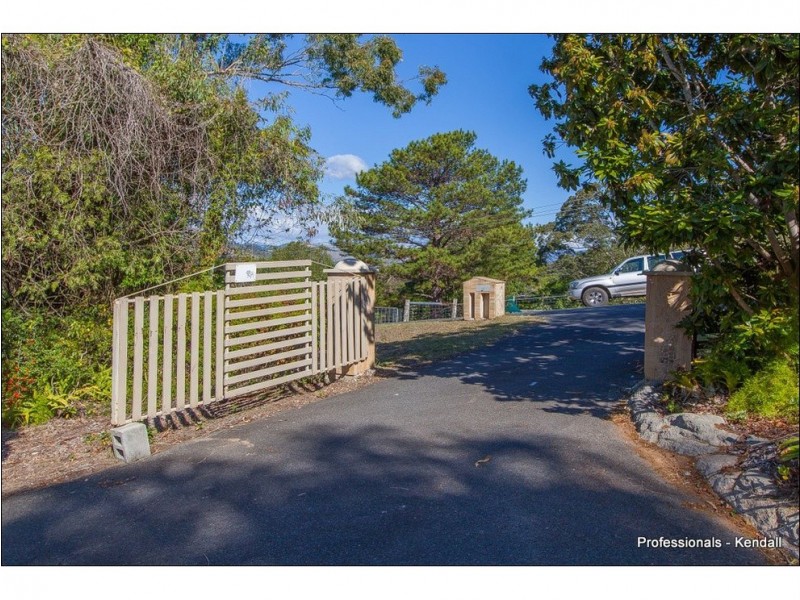 7 Myra Court, Canungra QLD 4275