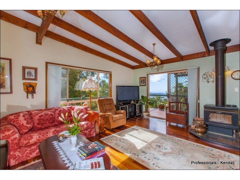 67 Contour Road, Tamborine Mountain QLD 4272