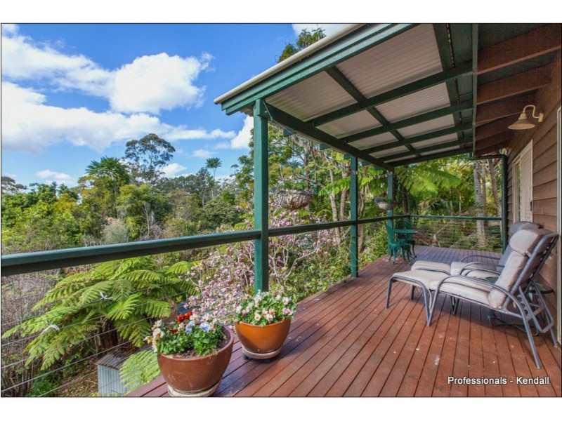 67 Contour Road, Tamborine Mountain QLD 4272