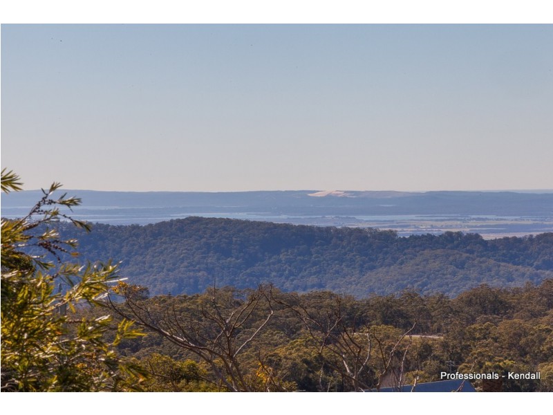 28 Paradise Drive, Eagle Heights QLD 4271