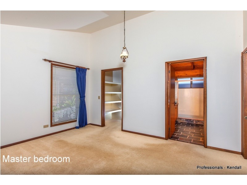 28 Paradise Drive, Eagle Heights QLD 4271