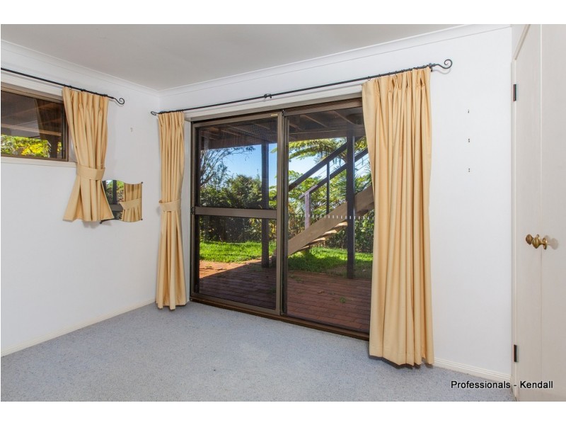 28 Paradise Drive, Eagle Heights QLD 4271