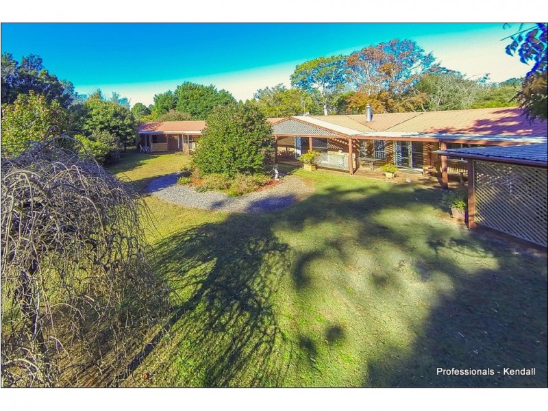 16 Biano Road, Tamborine Mountain QLD 4272