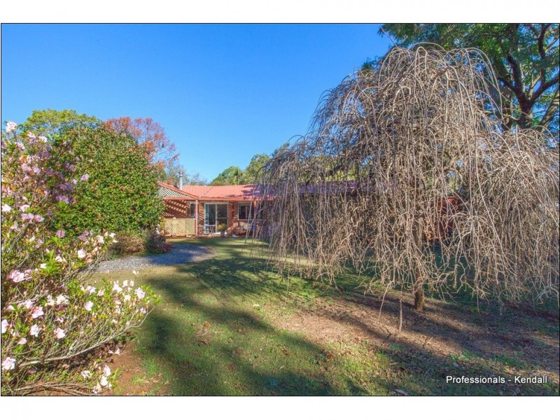 16 Biano Road, Tamborine Mountain QLD 4272