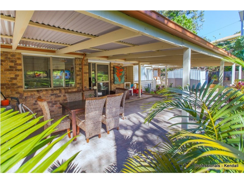 25 Tolima Drive, Tamborine Mountain QLD 4272