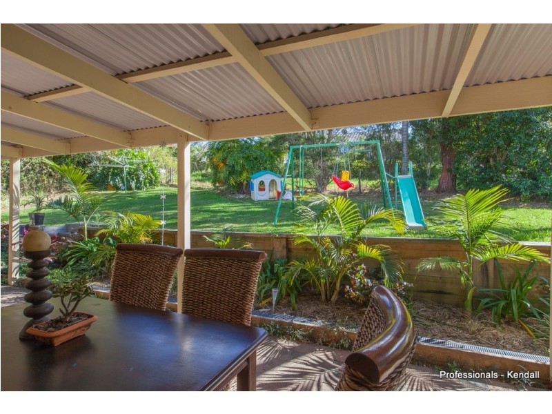 25 Tolima Drive, Tamborine Mountain QLD 4272