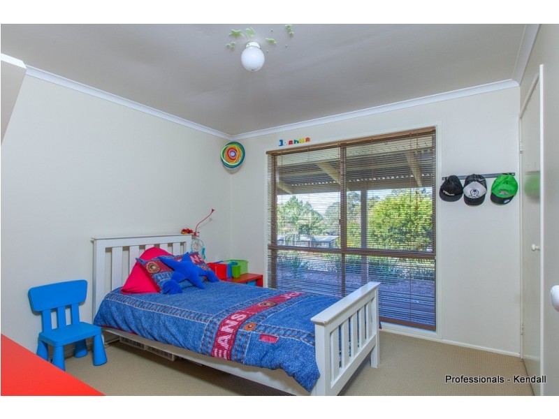 25 Tolima Drive, Tamborine Mountain QLD 4272
