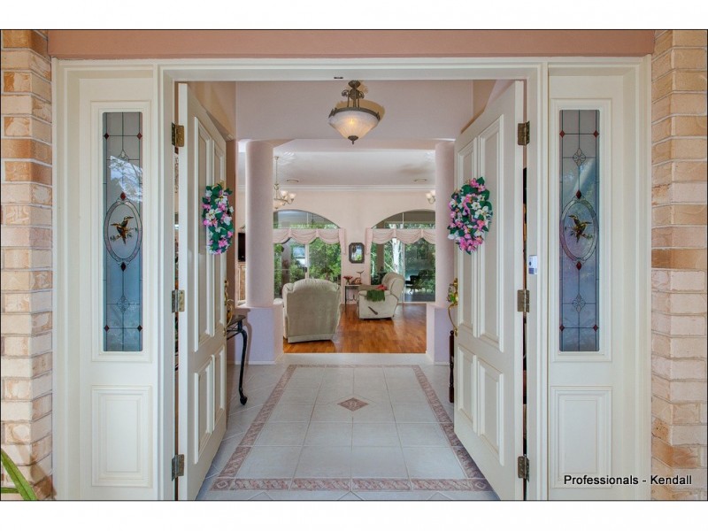 11 Thornbird Court, Canungra QLD 4275