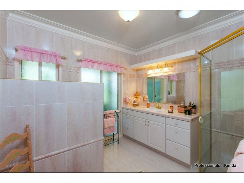 11 Thornbird Court, Canungra QLD 4275