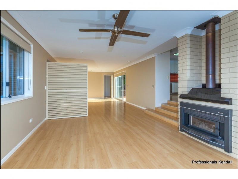 19 Paradise Drive, Tamborine Mountain QLD 4272