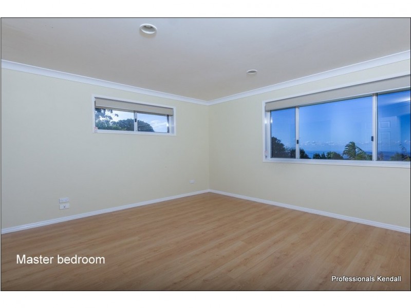 19 Paradise Drive, Tamborine Mountain QLD 4272