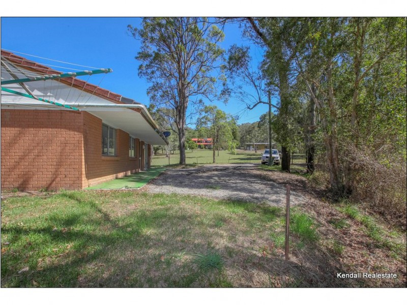 160 Fern Hill Drive, Willow Vale QLD 4209