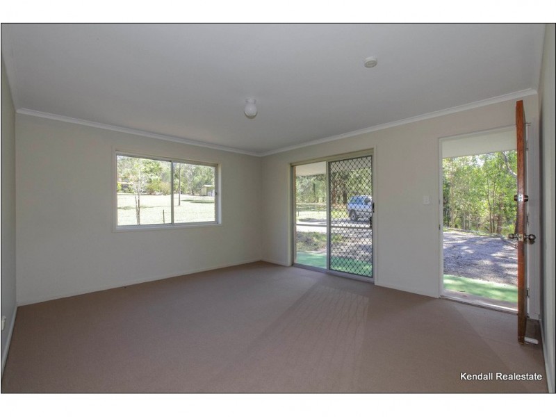 160 Fern Hill Drive, Willow Vale QLD 4209