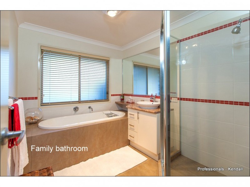 50 Jourdana Drive, Tamborine Mountain QLD 4272